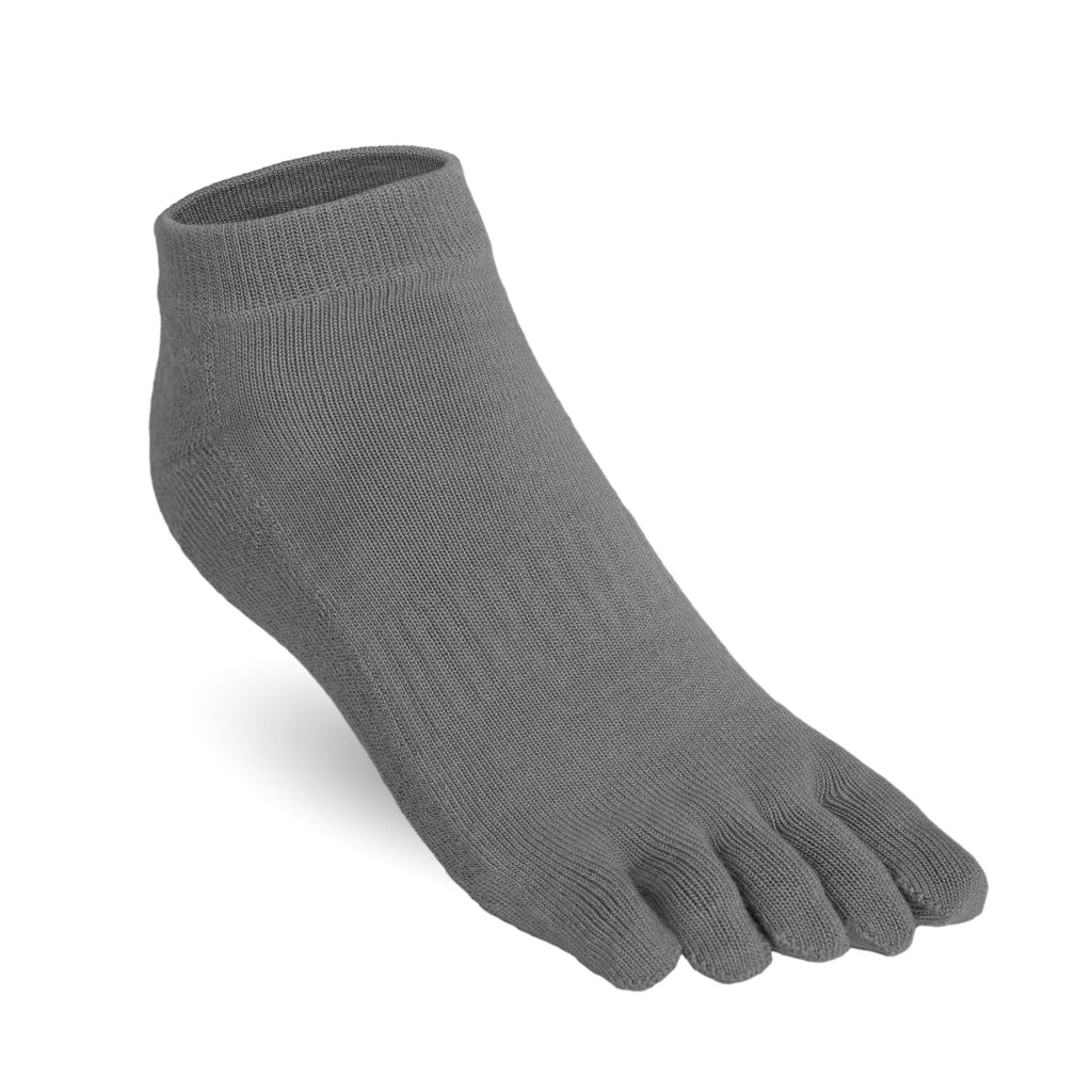 Gray ankle socks with toes by Serasox